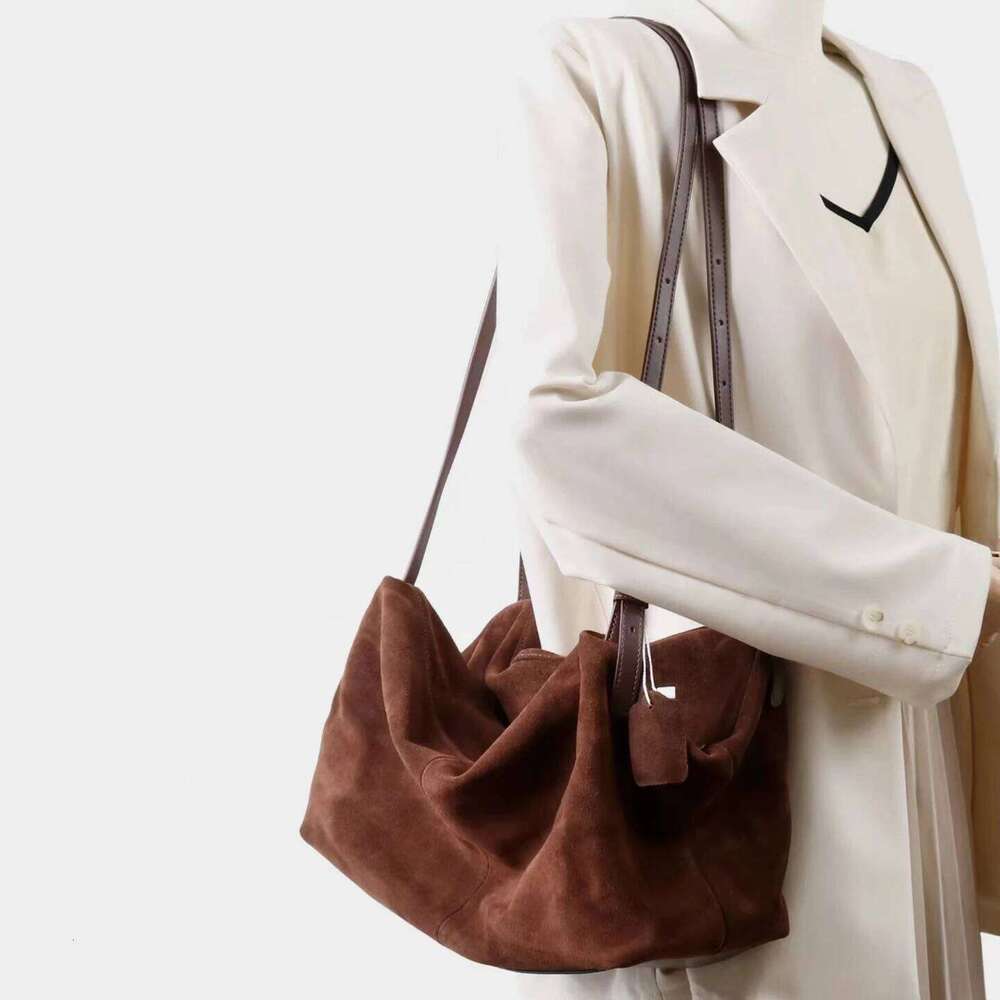 Suede Women's Tote Autumn And Winter New Niche Design Large Capacity Frosted Cowhide Vintage Slack Handbag Shoulder Bag 251110
