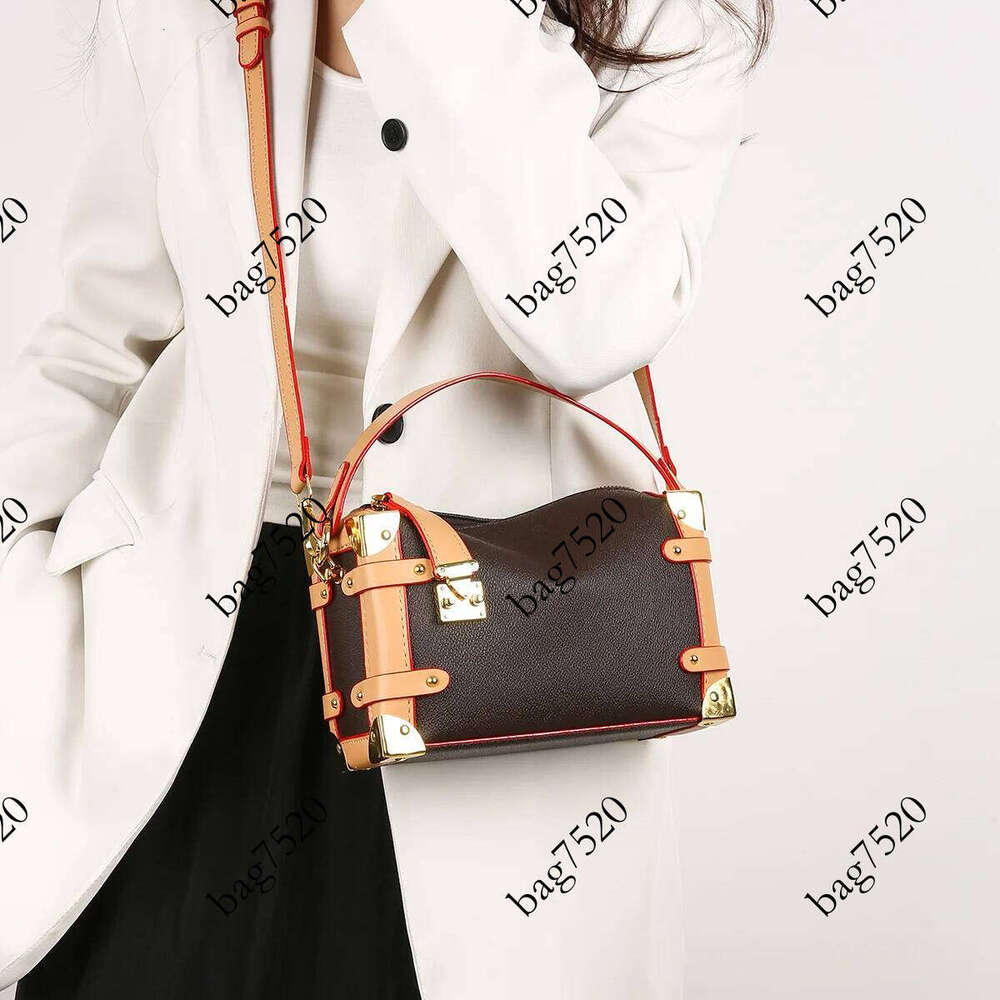 Pochette Handbag Women Luxury Designer Handbags Lady Messenger Fashion Shoulder Bags Crossbody Tote Wallet Purse messenger bag