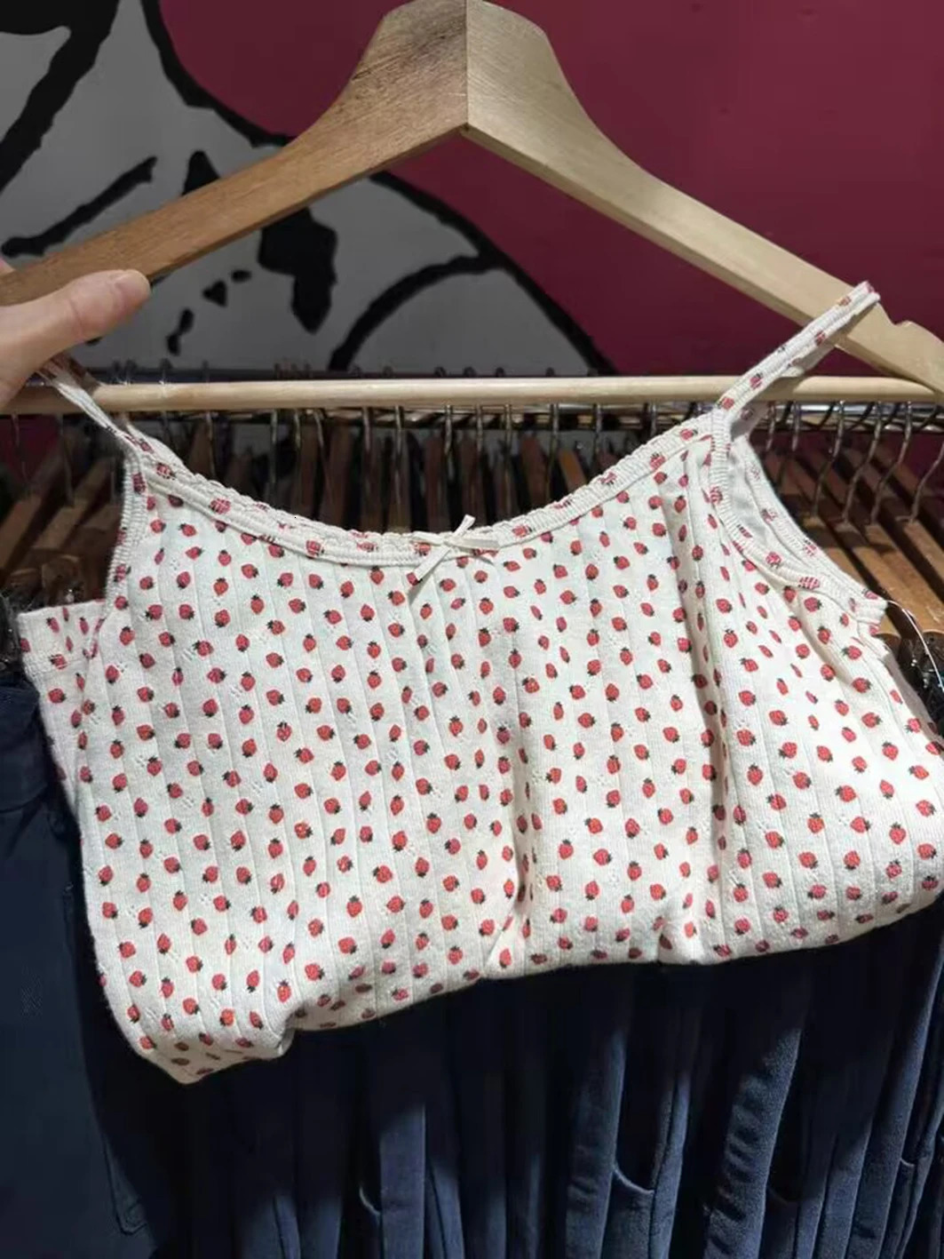 Strawberry vest shorts 2-piece set womens eyelid bow slim fit vest top with elastic waist patch straight shorts sweet set 250409