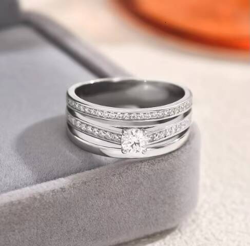 Moissanite Ring Fashionable and Elegant Womens Ring