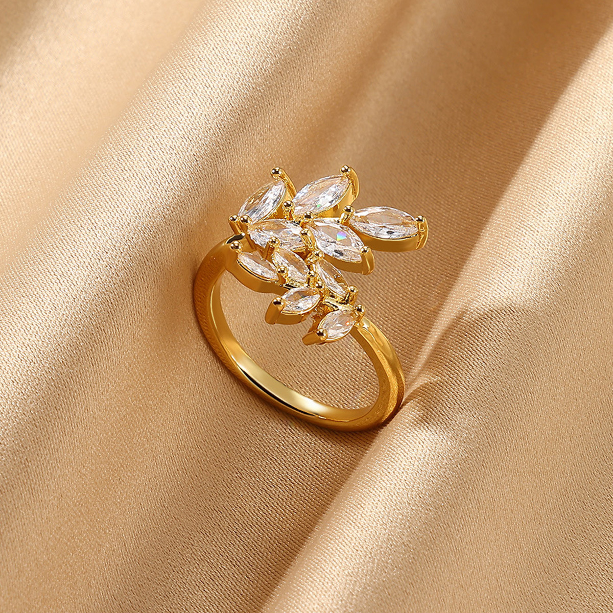 Cross-border Fashion Ring Hot Selling Copper Plated 18K Gold Colorful Designer Ring Zircon Ring Luxury Simple INS Style Leaf Ring Jewelry Wholesale