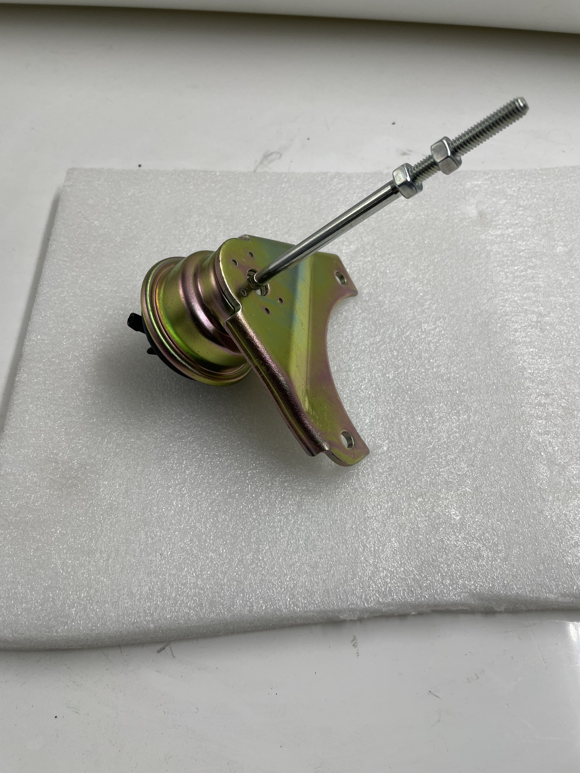 Turbo Wastegate Actuator for K03 Turbochargers . Part No . : 53039700055 , 4432306 ,7701473757 14411-00QAD