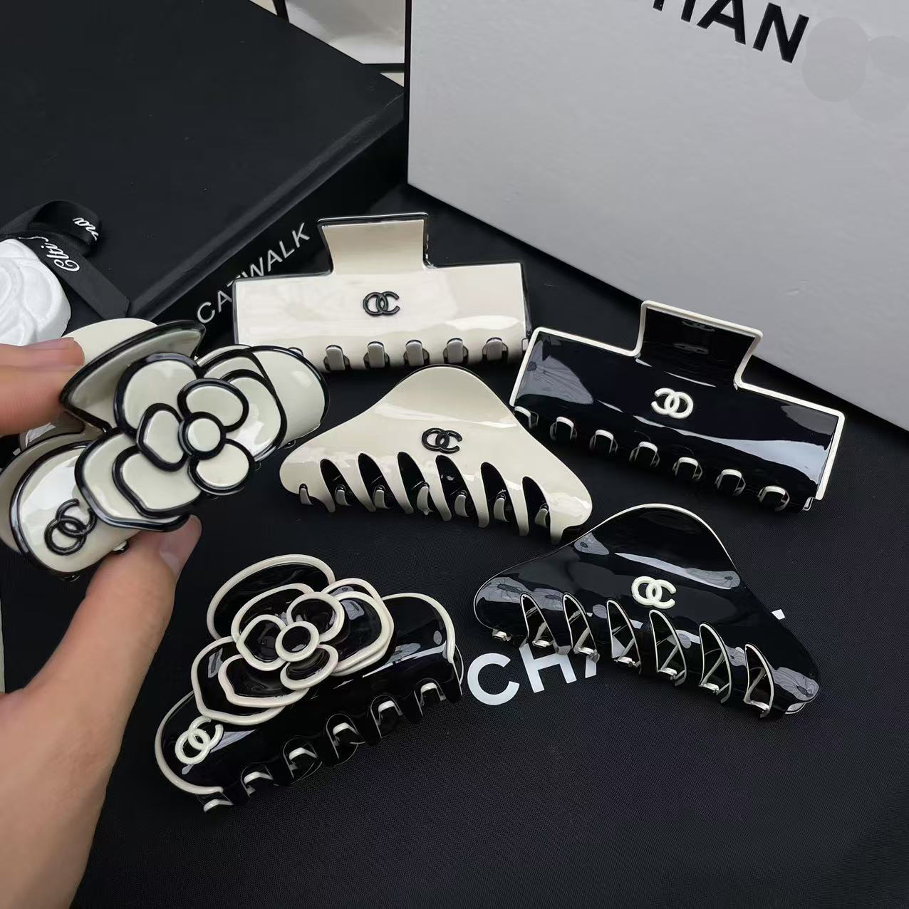 elegant hair clamp acetic acid letter luxury hair claw women designer hairclip high quality hair accessory high-end hairpin