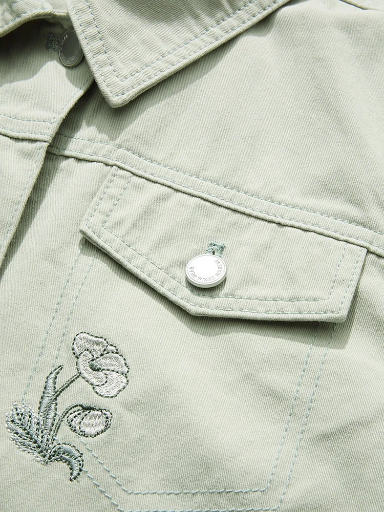I believe you are a French womens denim jacket with a collar. The spring embroidered cotton short womens retro jacket is 2241185533 250409