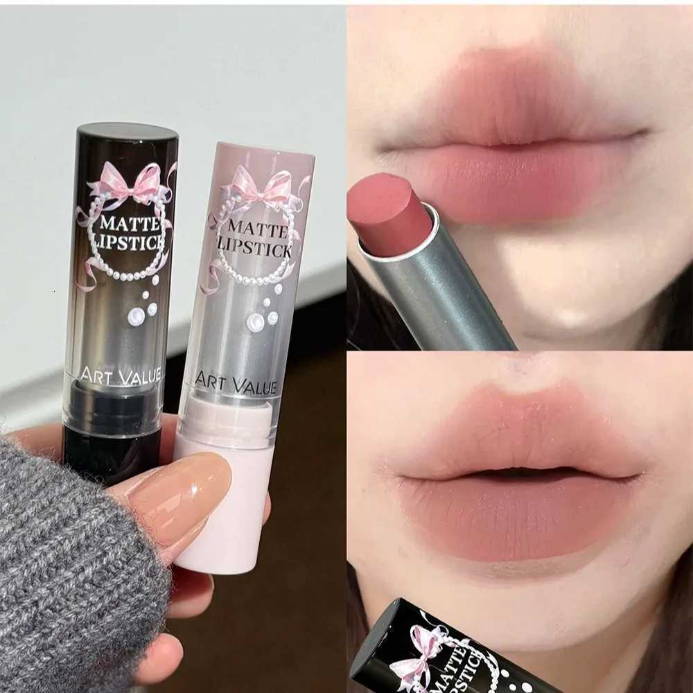 1Pc Moisturizing Velvet Matte Lipstick Bow Hazelnut Mousse Long Waterproof Light Natural Warm Brown Toned Lip Tint Make Up StainT251110