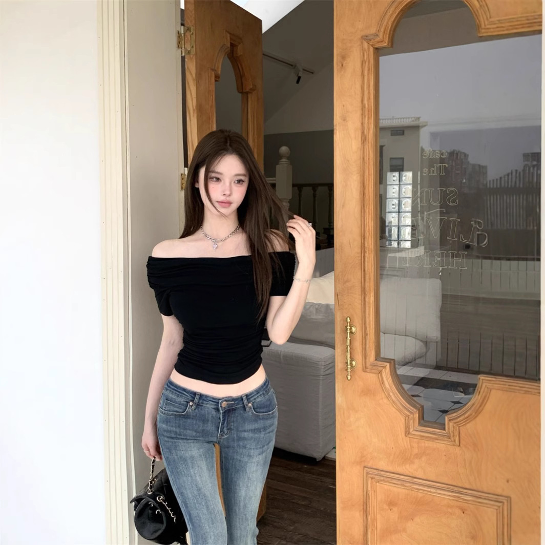 2025S Designer Women S T Shirt One Sleeved T Shirt For Women In The Summer Of Sexy Spicy New Slim Fit And Waist Cinching Short Style Off Shoulder Stud