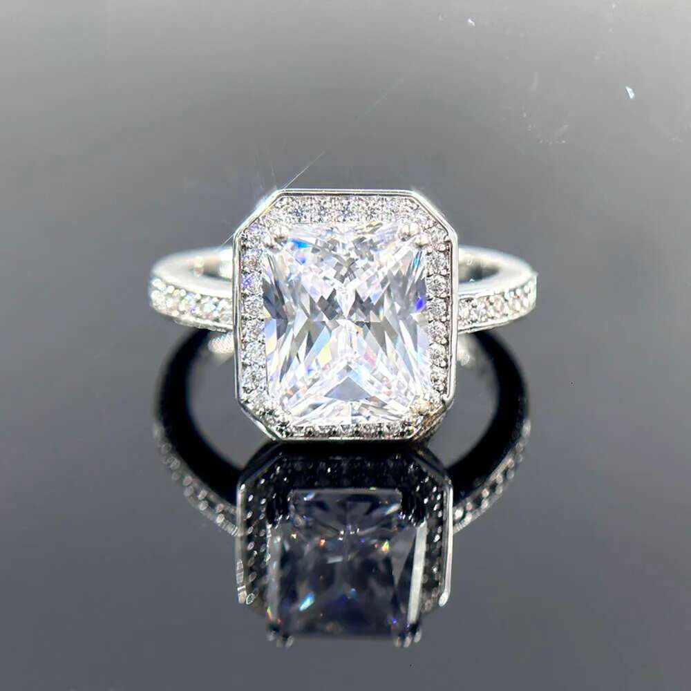 Custom 18k solid gold jewelry men vvs solitaire 3ct rectangular cut moissanite engagement ring