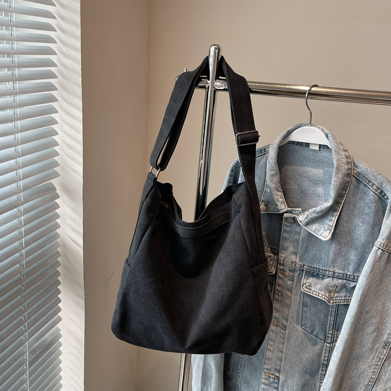 Ladies' autumn vintage high-end wide shoulder bag, casual simple versatile crossbody bag, high-end commuting leisure bag, shopping bag, versatile