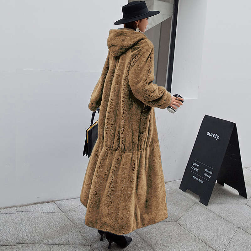 Casual Long Coat Hot Sale Of The Season Winter New Style Women's Fashionable Loose Artificial Otter Fur Jacket Coat with Hood