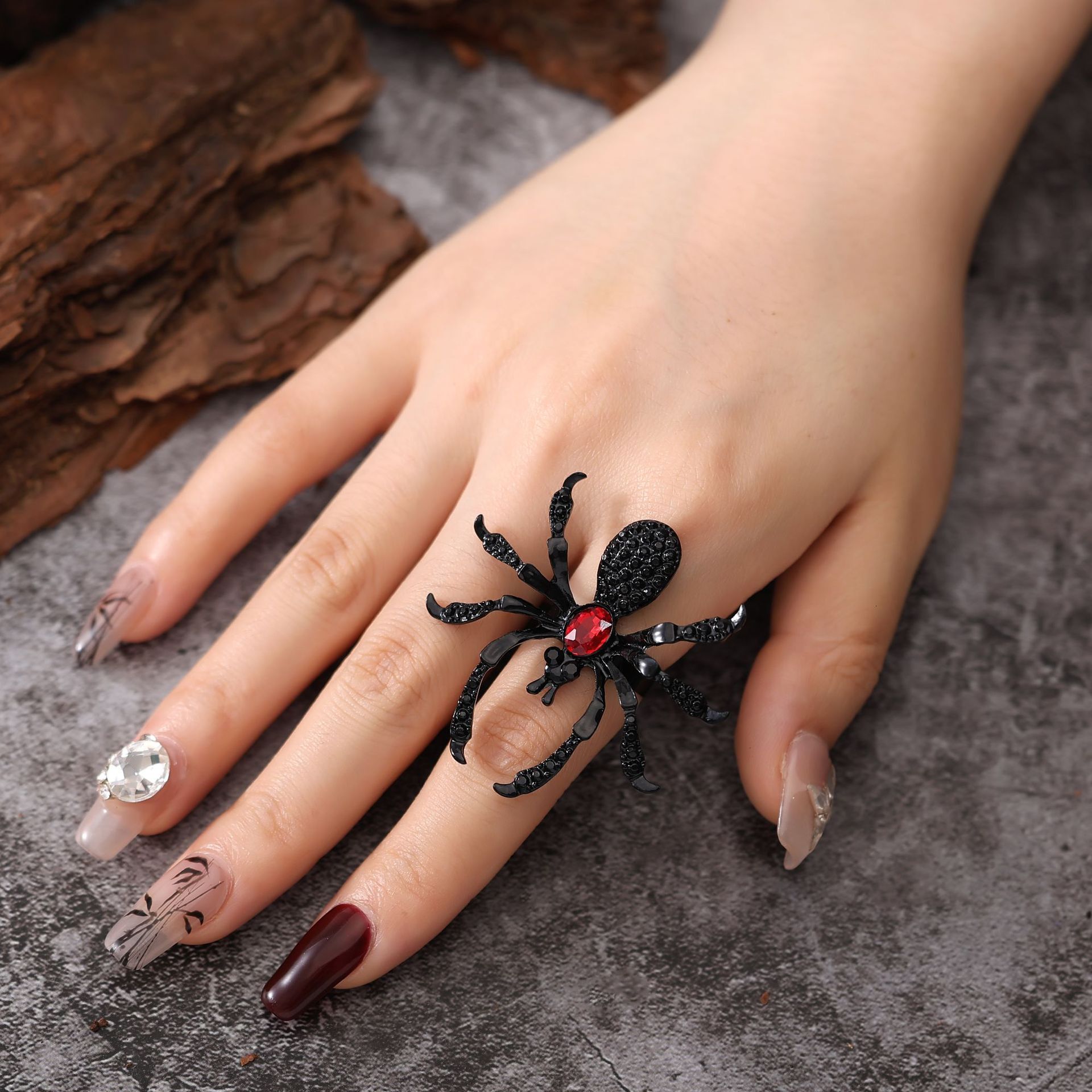 Cross Border Fashion Ring Designer Ring European And American Black Style Halloween Personalized Spider Ring Women's Fashion Open Index Finger Ri