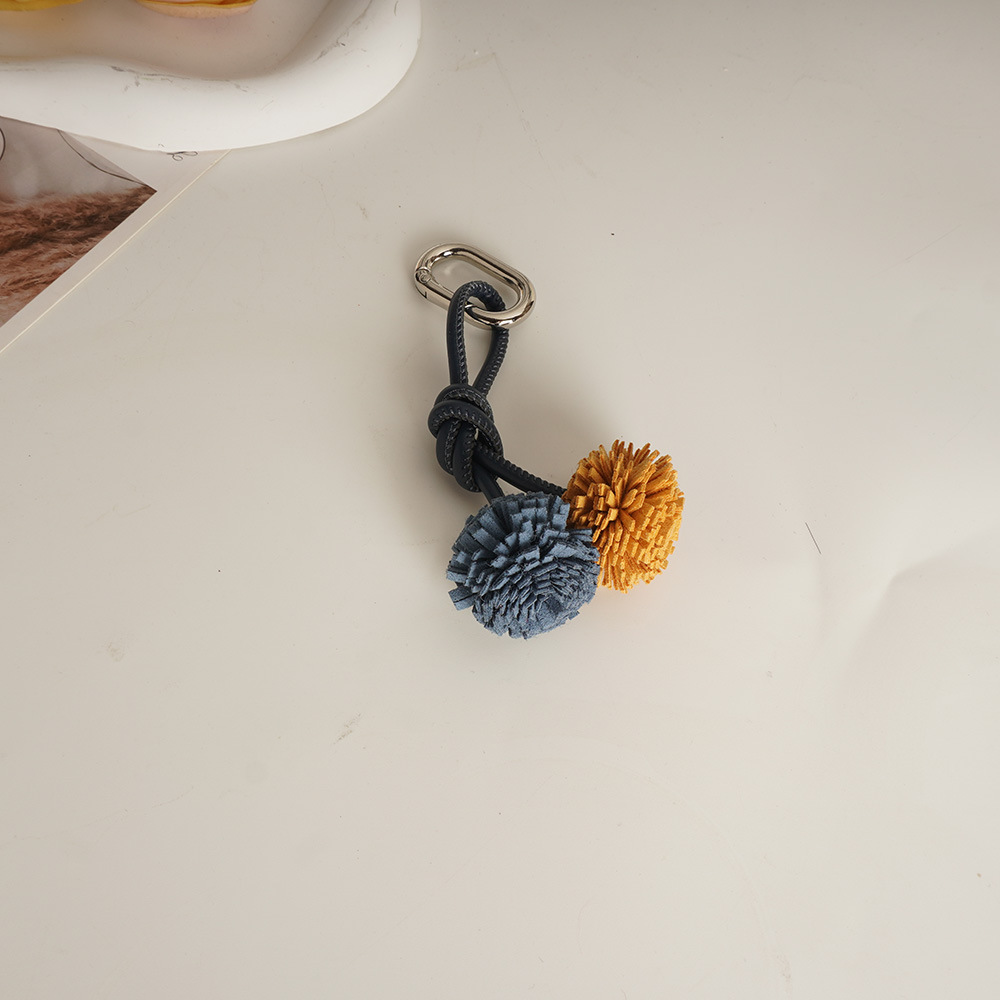 High-End Shoe Accessory Bag Charm Mini Leather Pendant Handmade Woven Tassel Ball Keychain Bag Charm