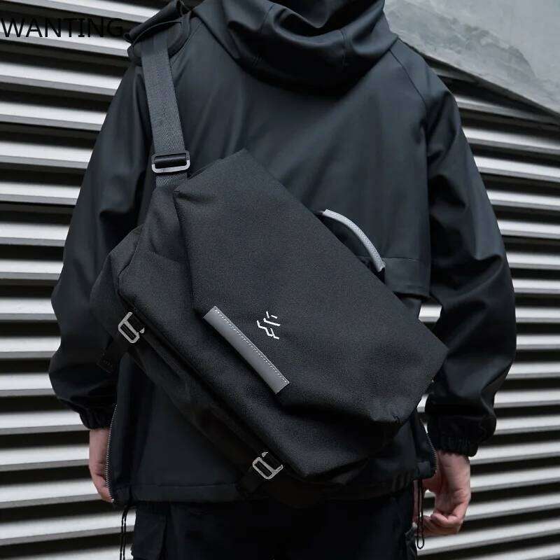 Designer Bags Designer Bags Messenger For Men, Waterproof Nylon Crossbody Fit 14 Inch Laptop, College Travel Sling Bag With Reflective Design Hot Sell