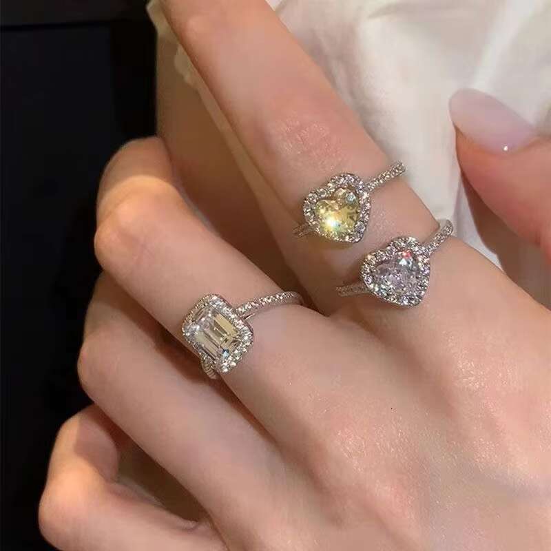 925 Sterling Silver with GRA Certificate D Color Fashion Moissanite Ring 1ct Emerald Cut Moissanite Anniversary Ring for Women