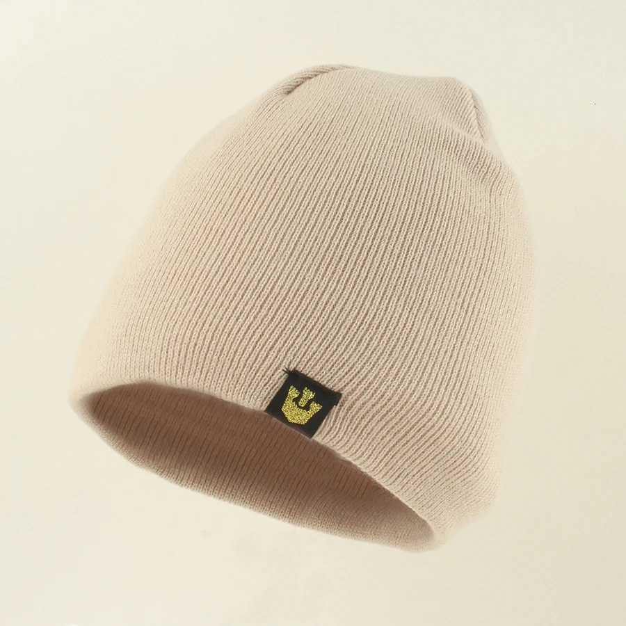 Men Skullies Beanies Knitted Hats Winter Warm Bonnet Solid Color Outdoor Ski Caps Gorras Fashion Streetwear Casual Sports CapXJ251110