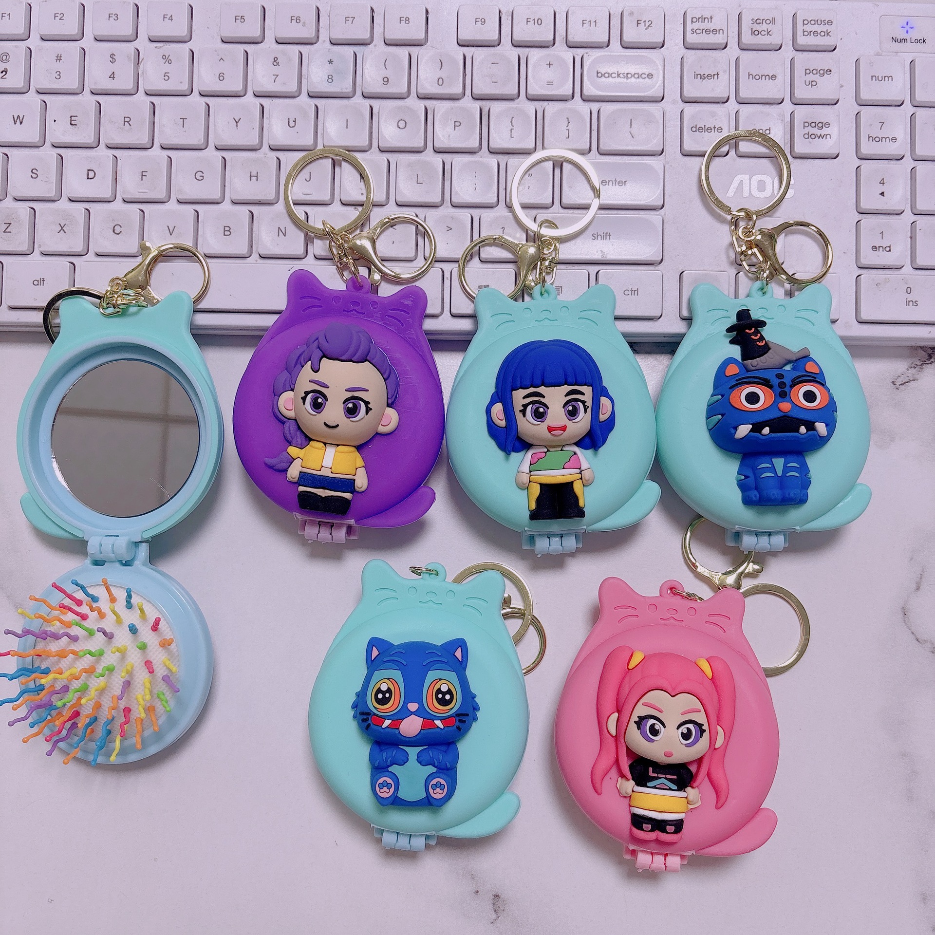 Custom Kpop Demon Hunters Small Round Makeup Mirror Keychains Compact Mirror Keychain Rotating Folding Mirror Keyring