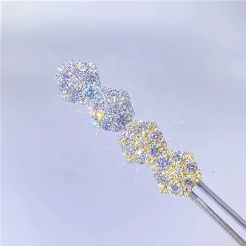 Shining Jewelry Wholesale S925 Iced Out Flower Shape 4mm Gra Moissanite Earrings Ear Studs