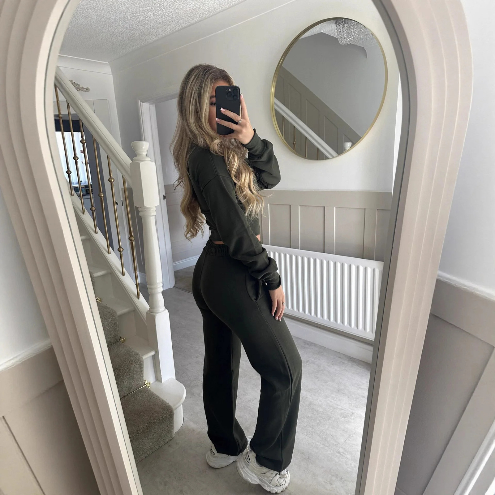 Fashion Set For Women Autumn Slim O Neck Zipper Coat Top Wide Leg Pants Two Piece Leisure Sportswear Sets Outfits 251110