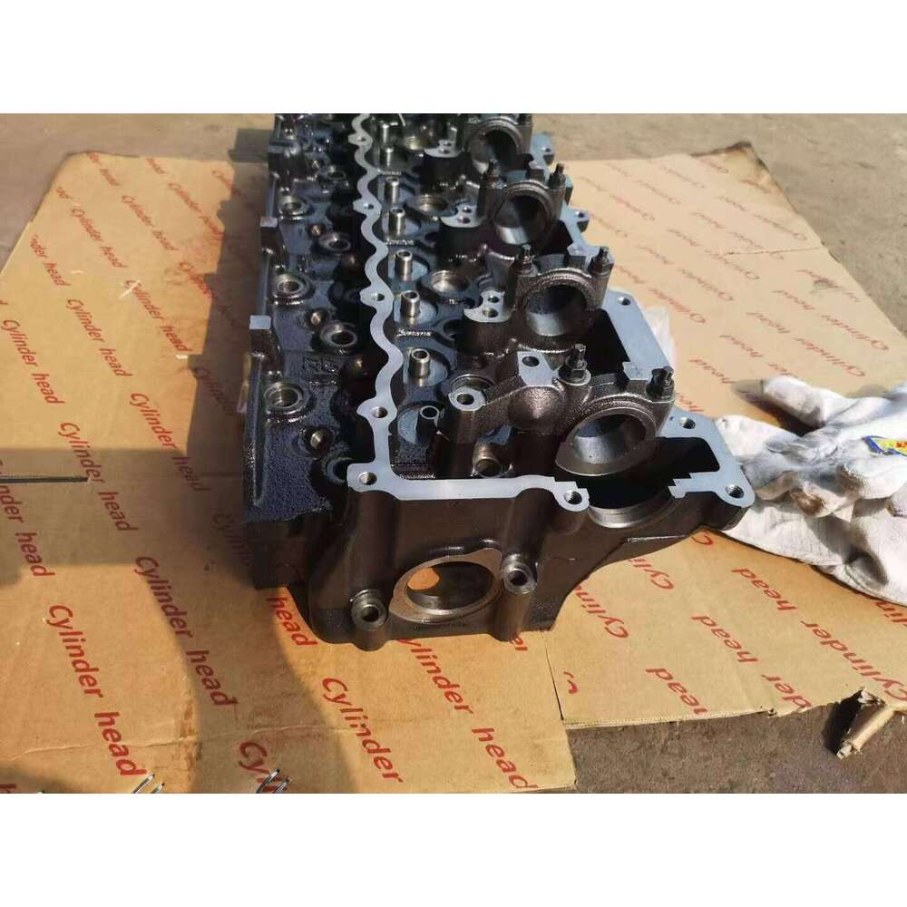 Diesel Car Part 4HG1 Engine Cylinder Head 4HG1T for ISUZU 8-97146520-2 8971465202