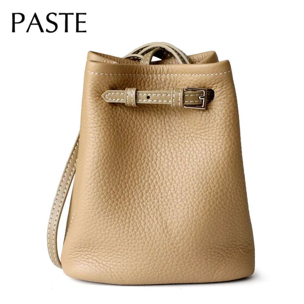 New Ins Chic Leisure String Close Small Flap First Layer Cow Leather Women Crossbody Bag Daily-Use Mini Phone Purse Sier