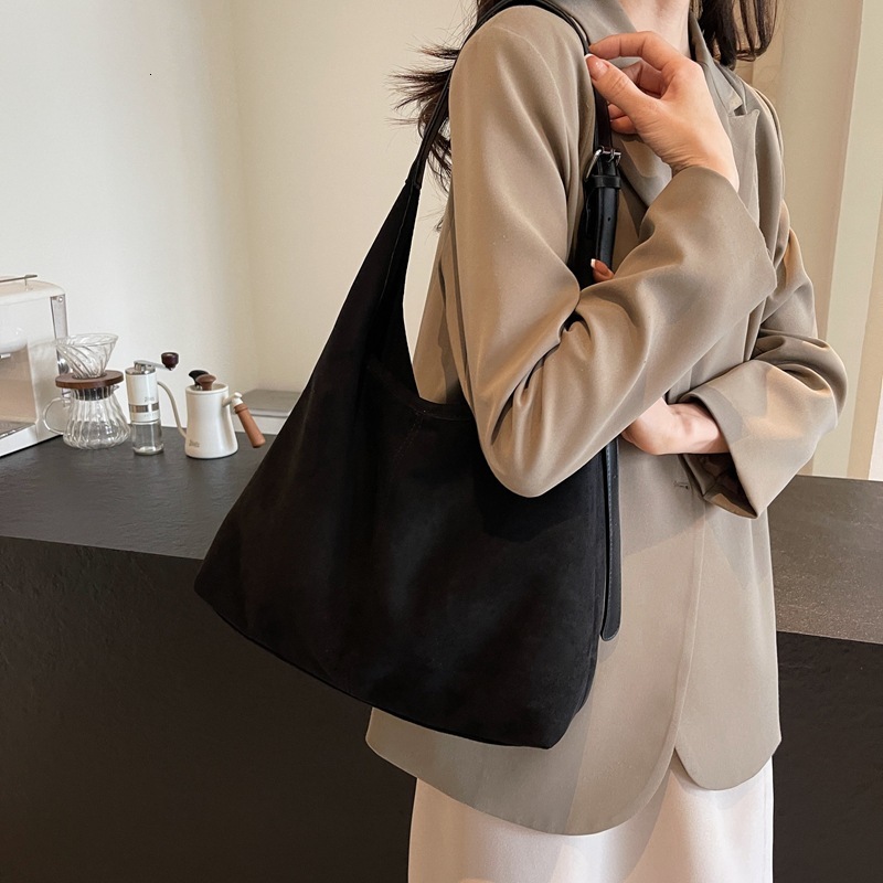 Cross-Border Suede Tote for Women New Casual Versatile Soft Shoulder Trendy Fashion Crossbody Bag
