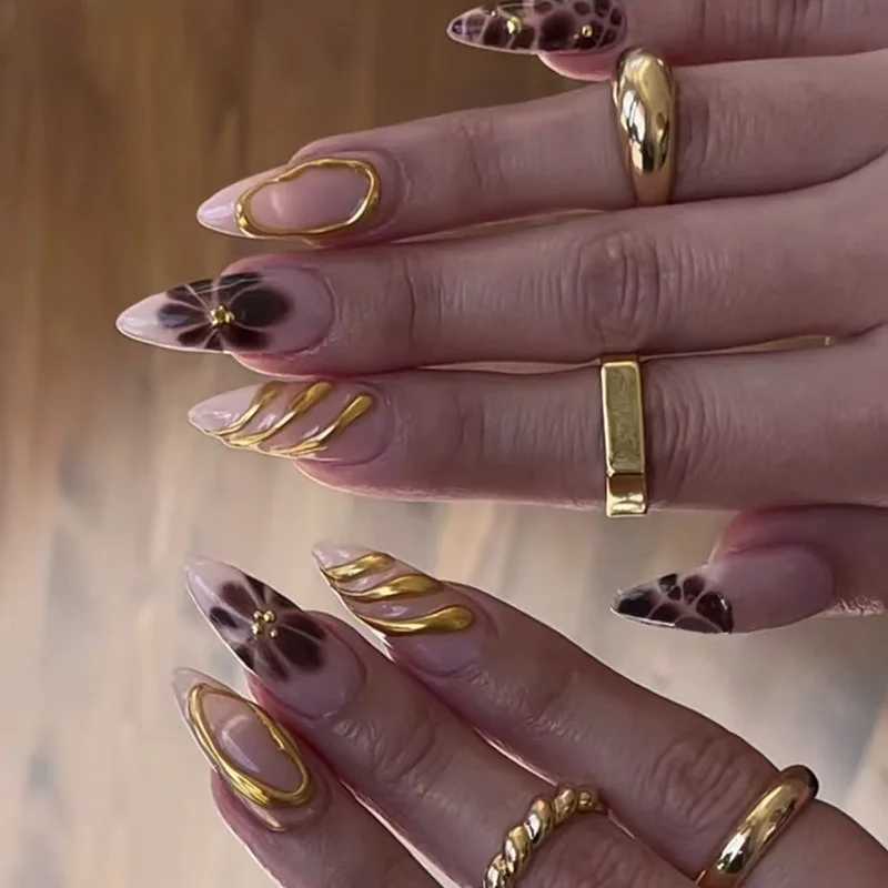 24 Simple French Fake Nails with Almond Head Design Detachable 3D Irregular Star Pattern Tool for Manipulating Fake Nails W250410