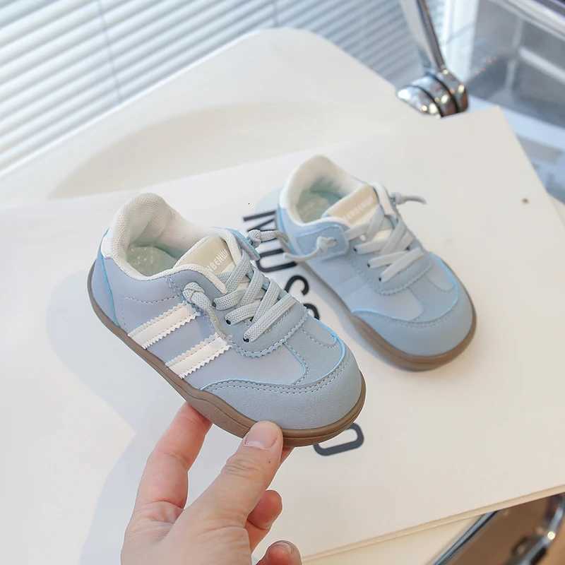 2025 Boys And Girls Canvas Fashion Shoes Childrens School Performance Shoes Children Biscuit Bottom Breathable Kids ShoesT251110