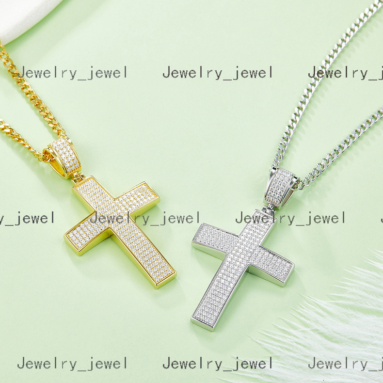 Hot Sale Vvs Moissanite Cross Pendant S925 Sterling Silver Moissanite Diamond Cross Pendant