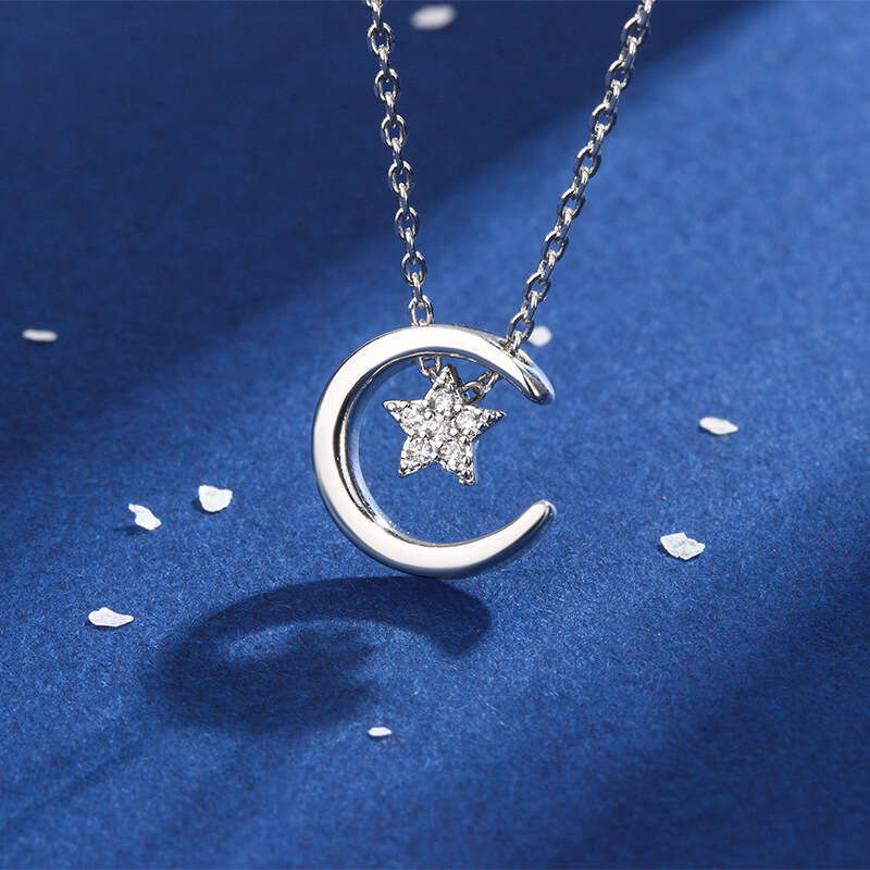 New Star Moon Necklace. Trendy and minimalist temperament, light luxury collarbone chain, high-end jewelry