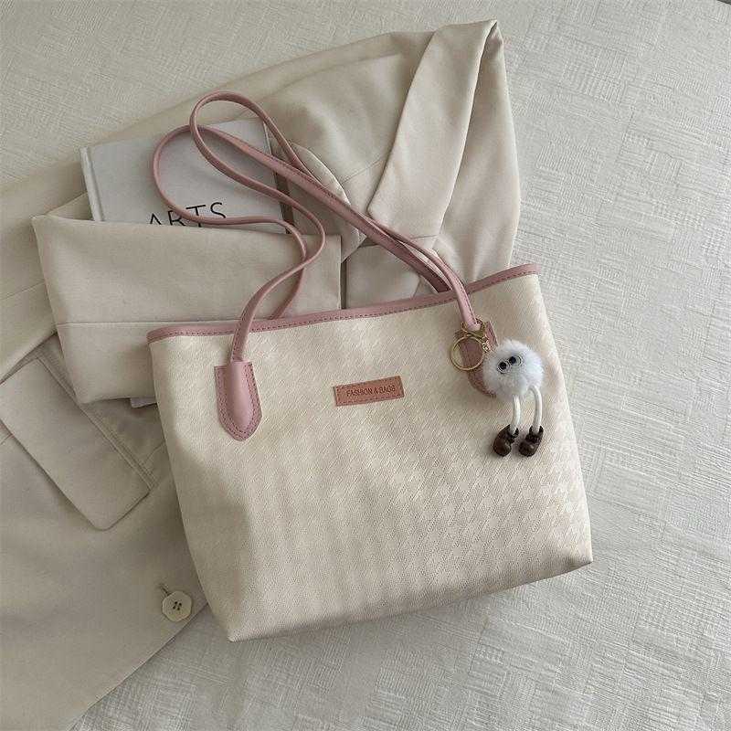 Large capacity womens fashionable daily office school party womens and teenagers casual shoulder bagT25041011111