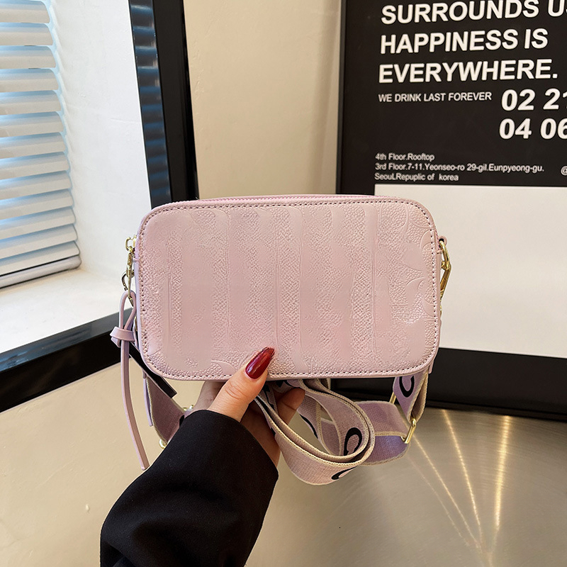 Designer Women's Camera Bag New Fashionable Embossed Letter Slanted Small Square Bag