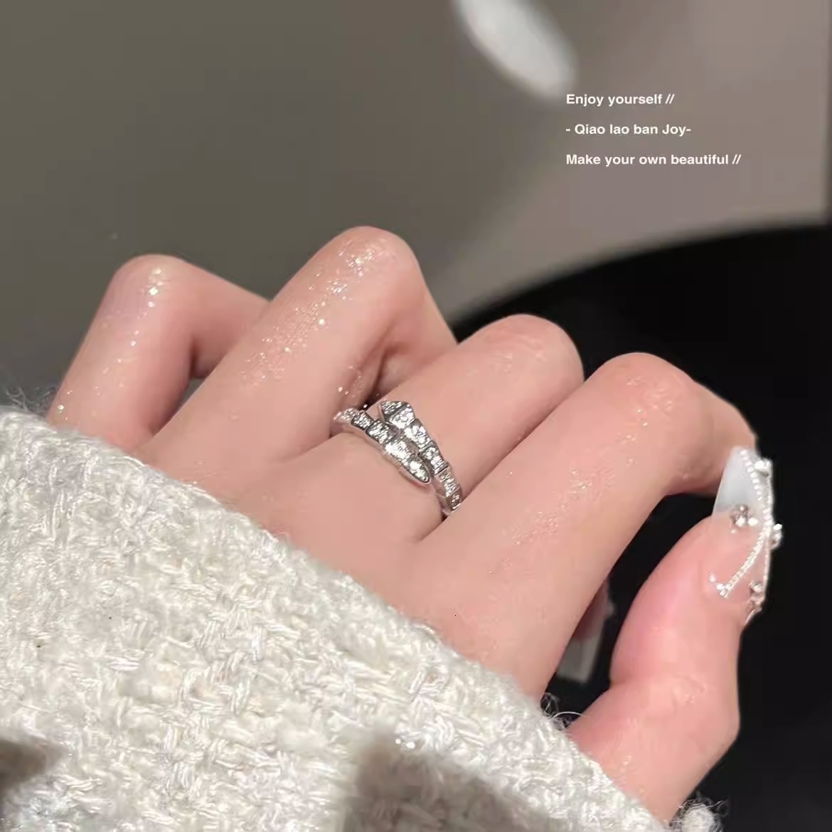 Sparkling Fashion Ring Diamond Snake-shaped Ring Silver Adjustable Ring High-quality Texture Simple Designer Ring Versatile Trendy Cool