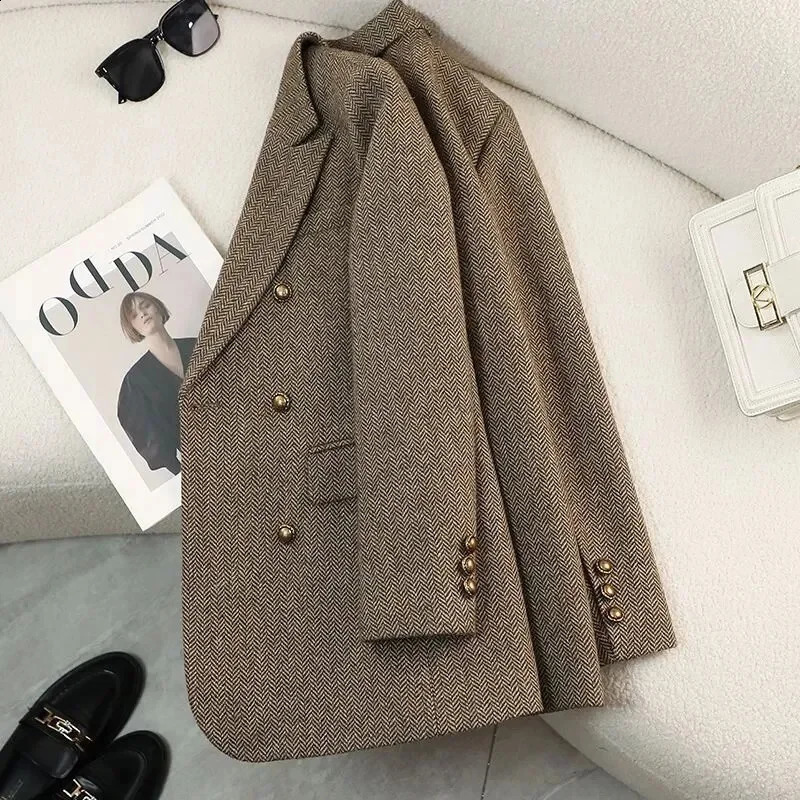2025 Spring Womens Coat AutumnWinter High Fashion n Perception Versatile Herringbone Pattern Set Jacket Casual Top 250407