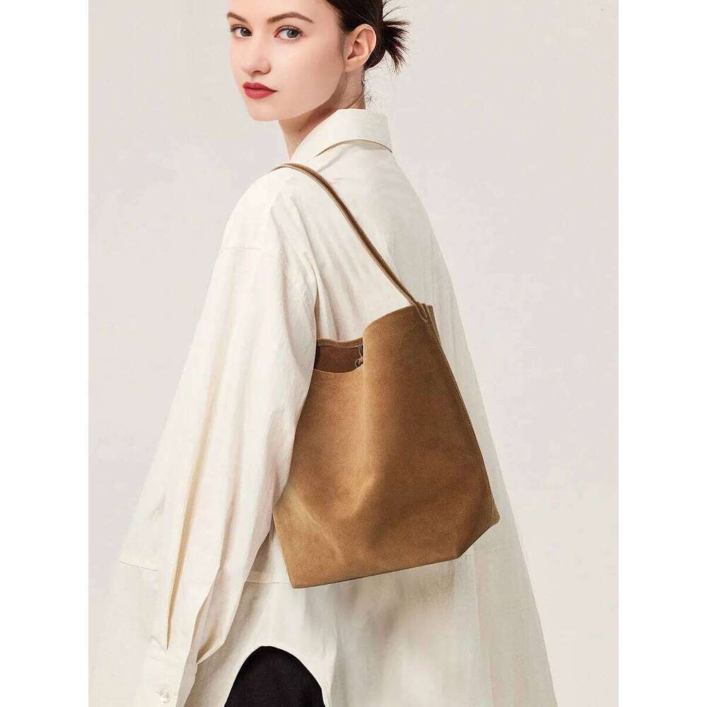 2025 New Women's Commuter Shoulder Large Capacity High-End Suede Nubuckle Cowhide Bucket Bag ...