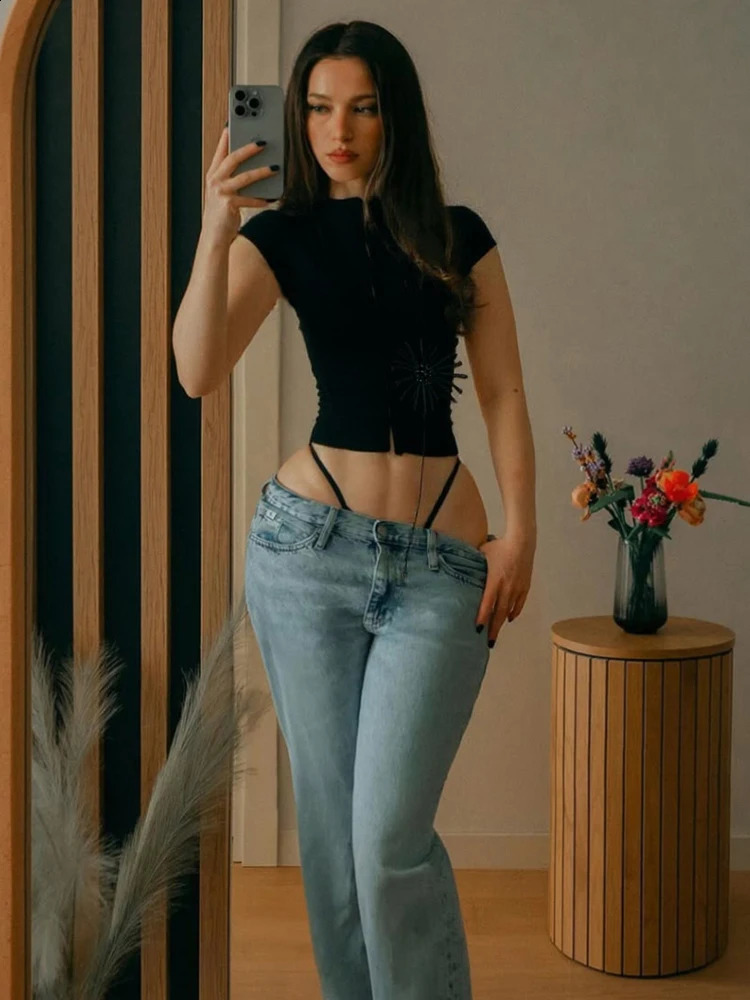 Weird Puss Tassel Applique Crop Tops Women Single-Breasted Half-High Neck Tassel Midnight tie Versatile Street Skinny T-Shirt 250409