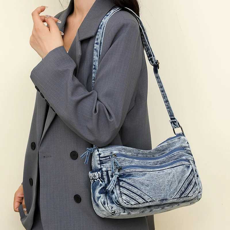 Cowboy bag with lazy style retro shoulder bag 2025 new fashionable womens small backpack travel middle-aged crossbody bagT251110