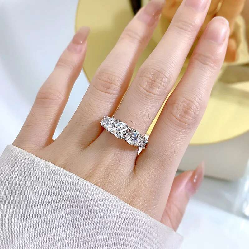 3.6CT Full Moissanite Rings Women Sparkling Diamond Wedding Ring S925 Sterling Silver Plated 18k Fine Jewelry for Women
