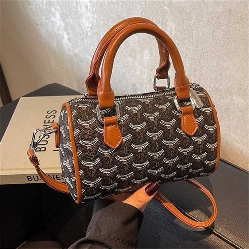 This years popular Boston autumn and winter new versatile crossbody for womens casual hand-held pillow bag bigclothfgg22