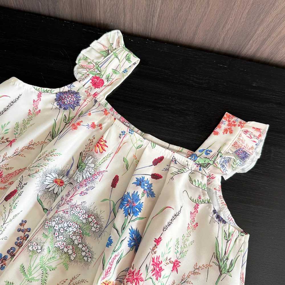 Korean printed childrens set summer girls sleeveless T-shirt+pleated shorts+wide leg pants casual 3pcs setXJ250410