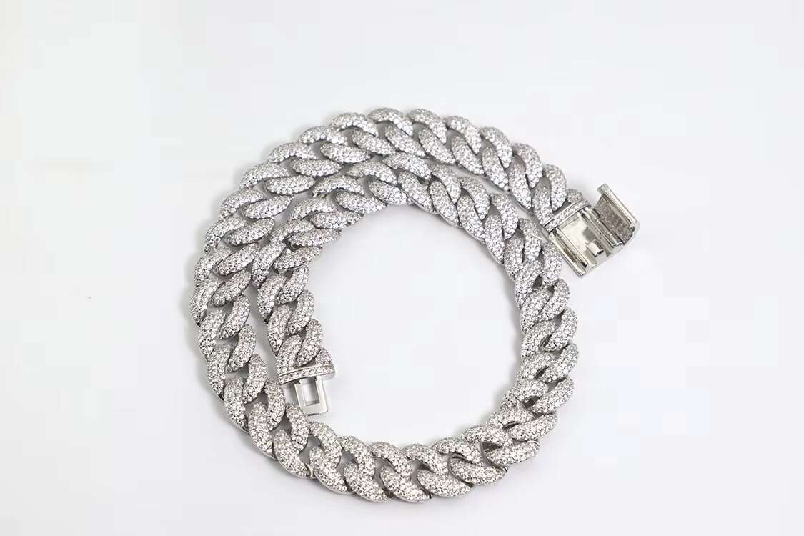 Xingguang Custom Jewelry Ice Out Necklace Hip Hop Style VVS Moissanite Diamond 925 Sterling Silver Cuban Link Chain