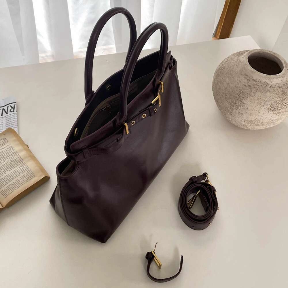Motingsome Retro Fashion Genuine Leather Bag For Women Shoulder Satchel Designer Handbag Crossbody Large Capacity Tote