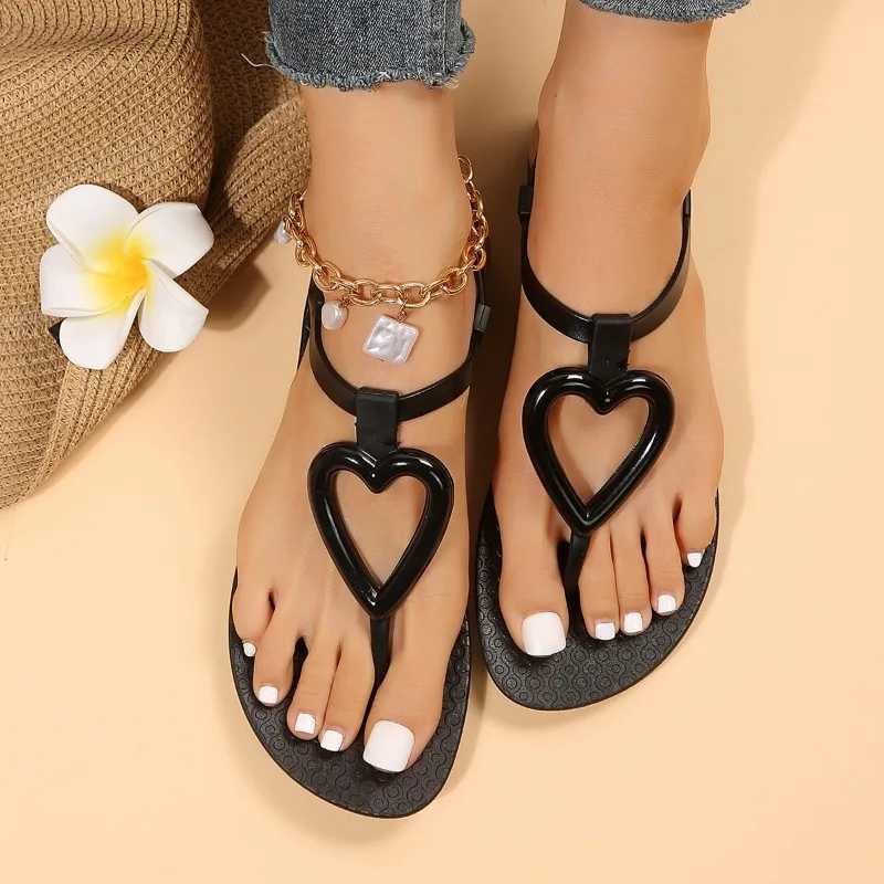 Summer lightweight and comfortable casual flat shoes for women hot selling 2024 Lat model heart-shaped womens sandalsXJ250410