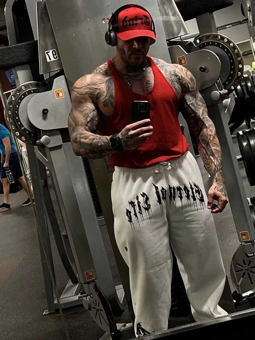 2024 Spring Mens Sports Pants European and American Long Sports Leisure Fitness Training Pants Gym Mens Sports PantsXJ250410