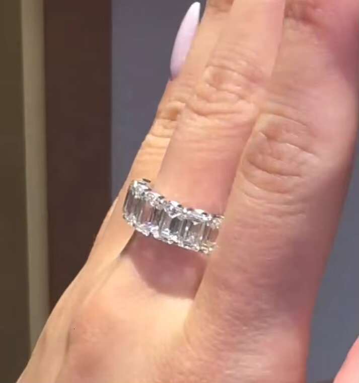 Factory Direct Sell 10K 14K 18K White Gold VVS D Color 3X5MM Emerald Cut Mix Round Brilliant Cut Lab Grown Diamond Ring Band