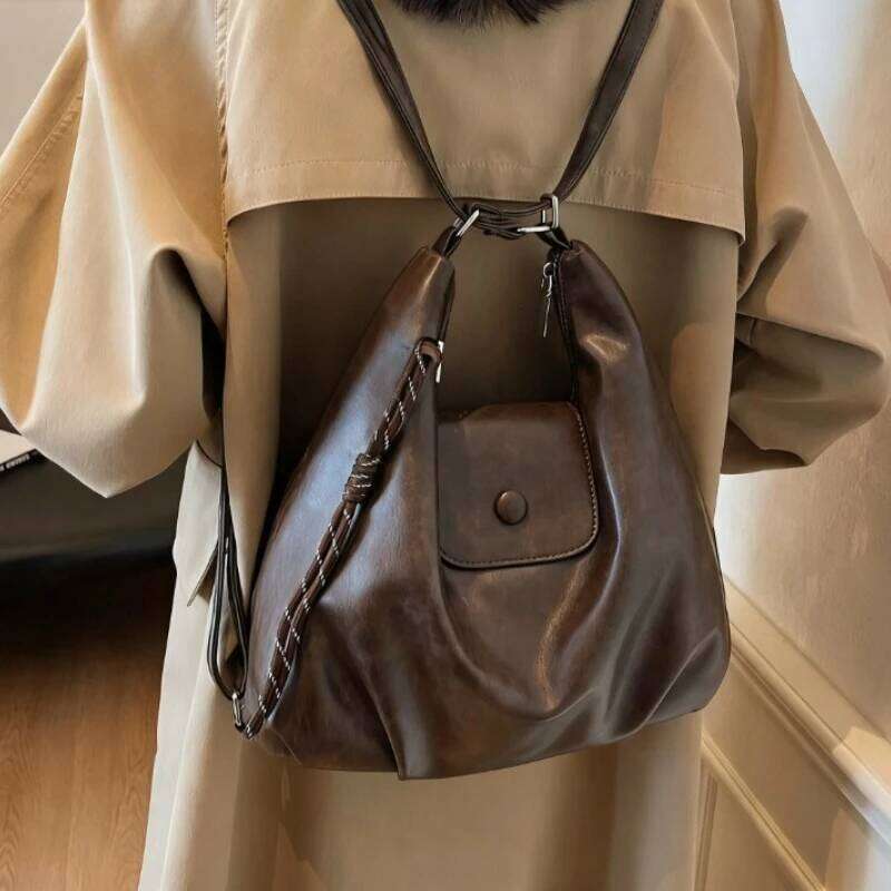 Vintage Large-Capacity Autumn And Winter Commuting Backpack, Single-Shoulder Tote Bag, No Pendant