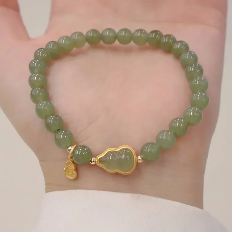 Classic natural Hetian jade green gourd bead bracelet for women fresh light and luxurious bracelet party jewelry gift 250407
