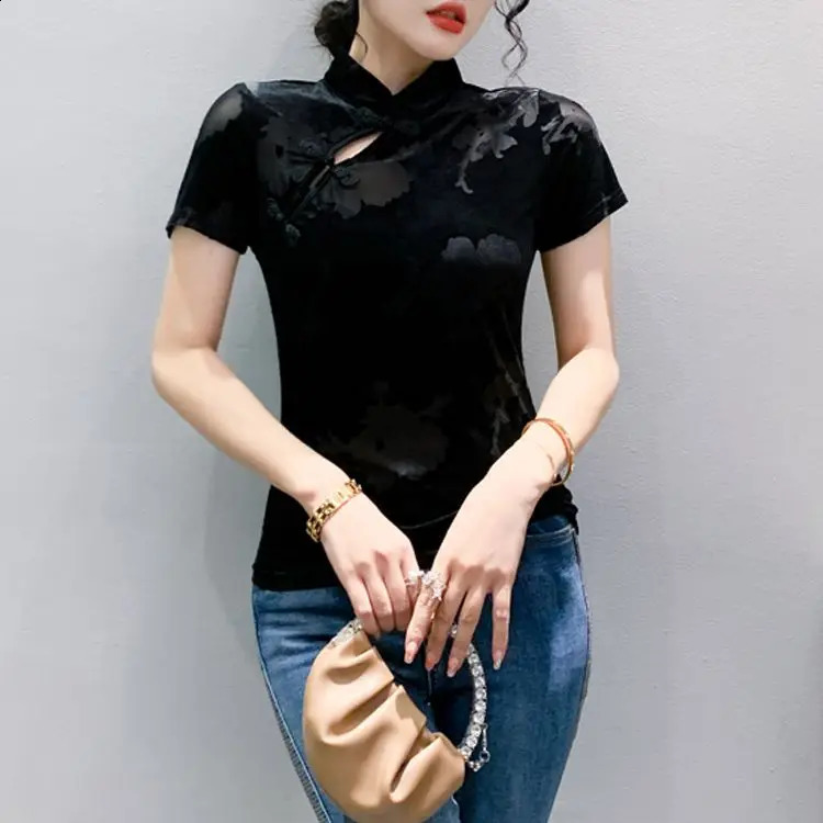retro gold velvet womens short sleeved T-shirt for summer 250410
