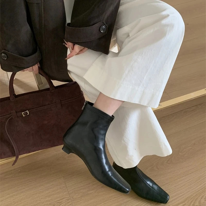 Autumn Soft Leather Women Slim Ankle Boots Elegant Low Heels Shoes Modern Short Botas Para Mujer 251110
