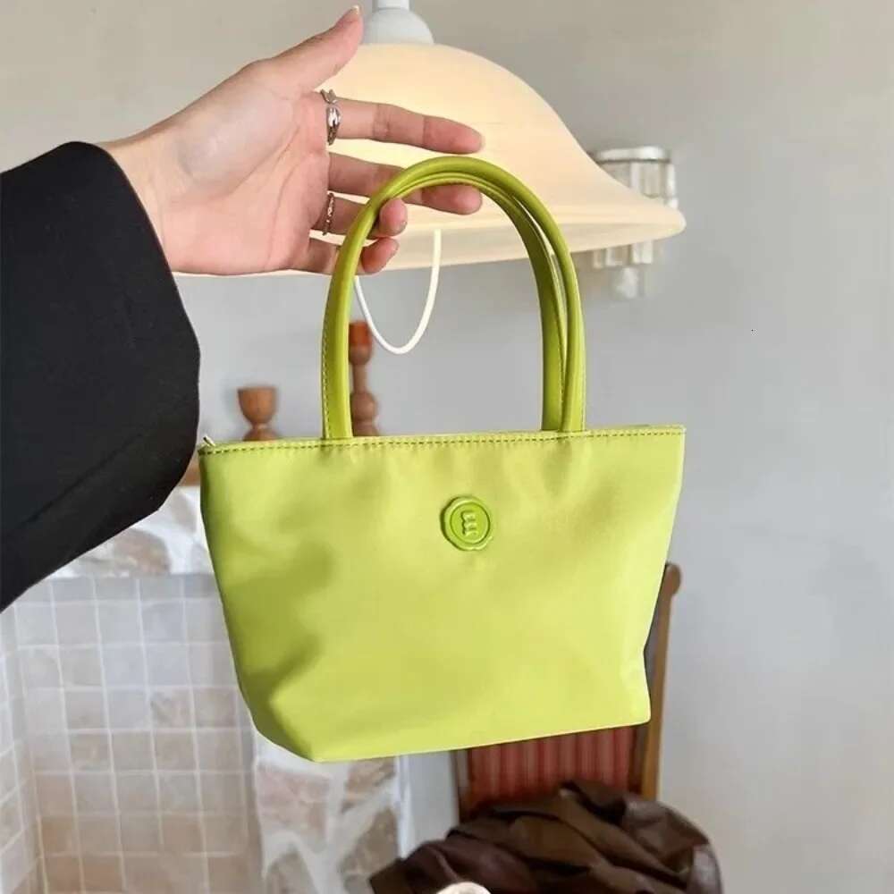 All-Match Shoulder High Quality Durable Light Weight Crossbody Advanced Sense Nylon Square Bag