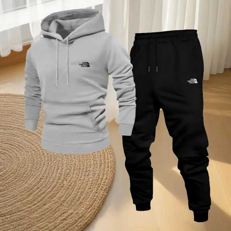 Hot-selling mens hooded sportswear and fitness set autumn and winter mens casual printed sweatshirt jogging long pantsT251111