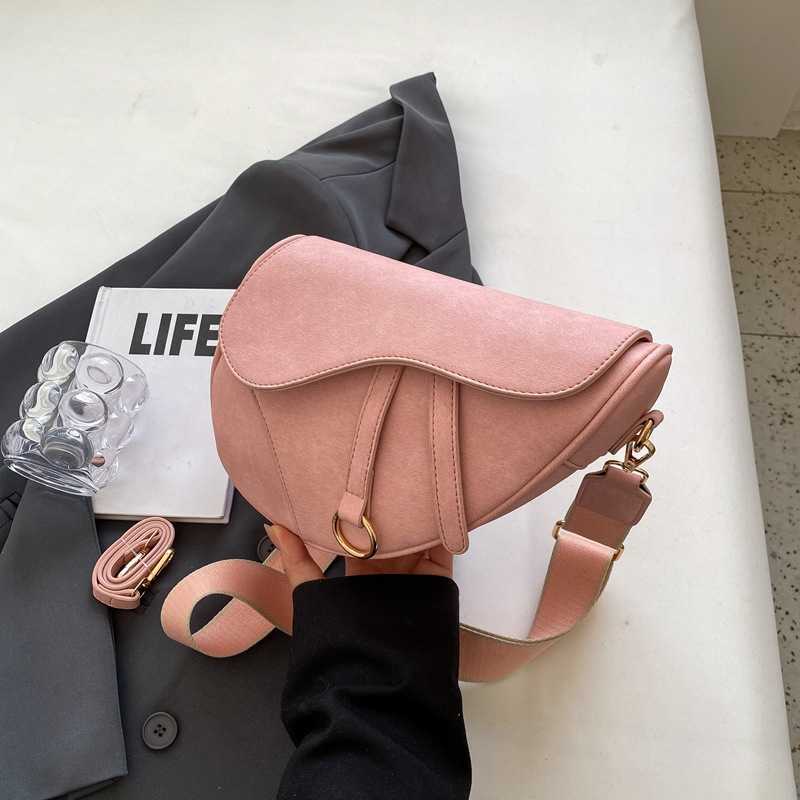 This years hot popular small for women in new summer versatile crossbody single shoulder underarm saddle bag bigclothfgg22